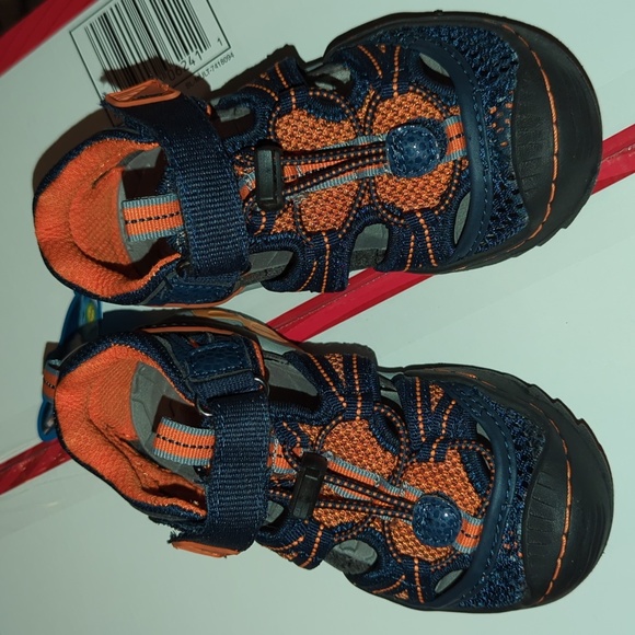 Jambu Piranha Sandals Boys Sz 9 NWT - Picture 1 of 7